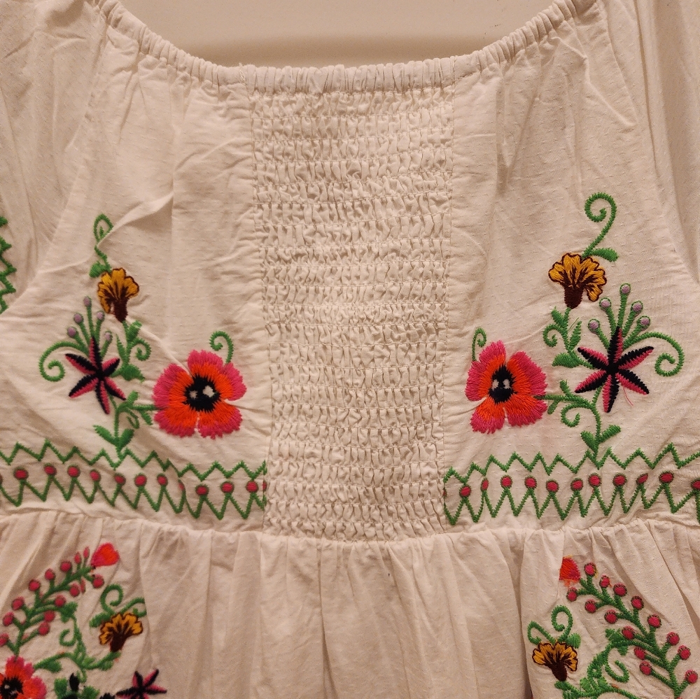 NWT ANTHROPOLOGIE Embroidered Off-the-Shoulder Dress - Picture 3 of 5